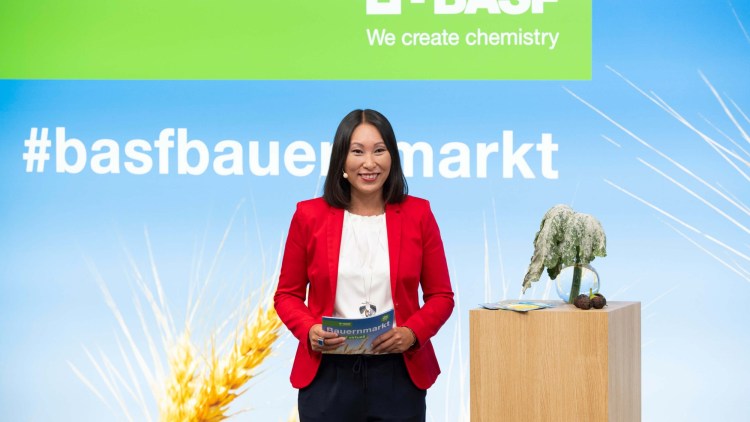 Eröffnung des virtuellen Bauernmarkts der BASF. 