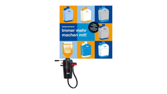 Werbegrafik zur easyconnect-Kupplung mit bunten Kanister-Illustrationen und Gerät im Vordergrund sowie dem Slogan „Immer mehr machen mit!“.