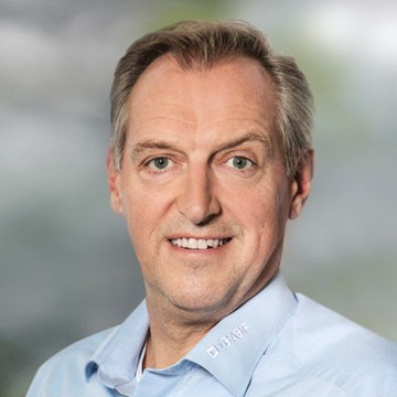  Volker Garburg 